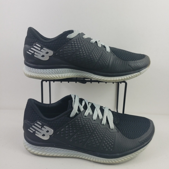 New Balance Womens running shoes sz 9B - Picture 4 of 11